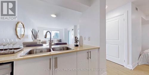 2103 - 50 Town Centre Court, Toronto (Bendale), ON - Indoor Photo Showing Kitchen With Double Sink