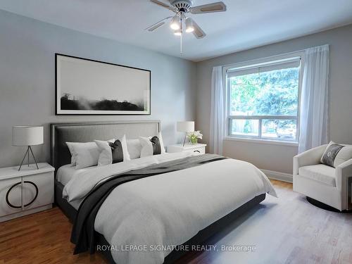 15 Inniswood Dr, Toronto, ON - Indoor Photo Showing Bedroom