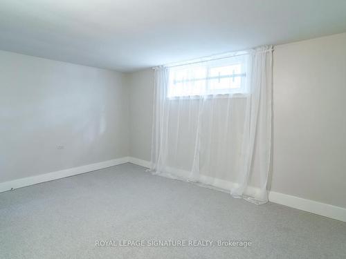 15 Inniswood Dr, Toronto, ON - Indoor Photo Showing Other Room