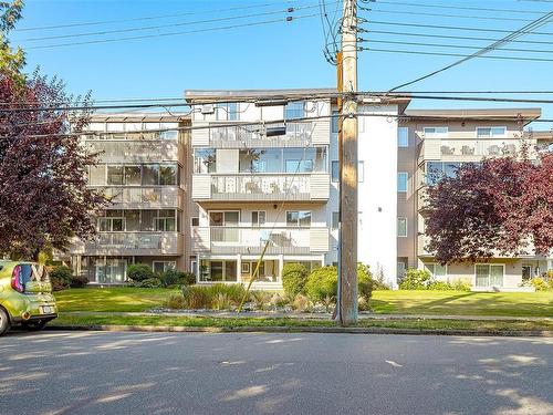 201-10016 Third St, Sidney, BC - Outdoor With Balcony With Facade