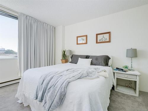 403-225 Belleville St, Victoria, BC - Indoor Photo Showing Bedroom