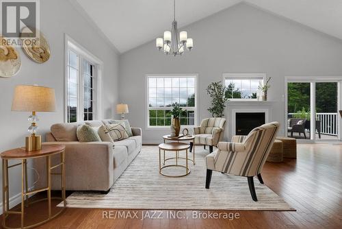 219 Fenning Drive, Clarington (Courtice), ON - Indoor Photo Showing Living Room With Fireplace