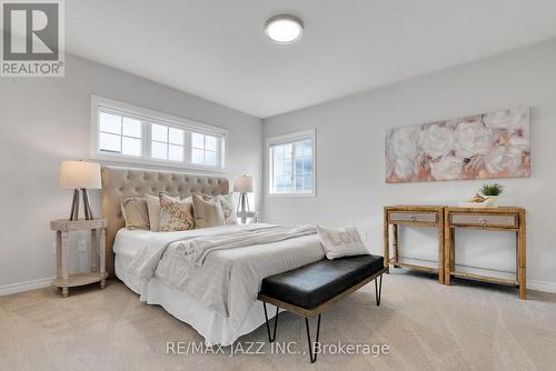 219 Fenning Drive, Clarington (Courtice), ON - Indoor Photo Showing Bedroom