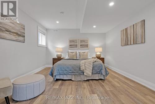 219 Fenning Drive, Clarington (Courtice), ON - Indoor Photo Showing Bedroom