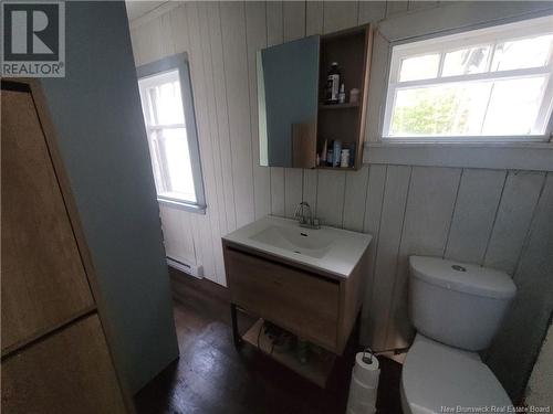 590 Hampton Road, Quispamsis, NB - Indoor Photo Showing Bathroom