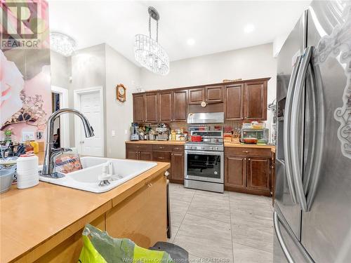 595 Cataraqui, Windsor, ON - Indoor Photo Showing Kitchen With Double Sink