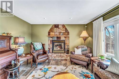 7791 Tilton Lake Road, Sudbury, ON - Indoor Photo Showing Living Room With Fireplace