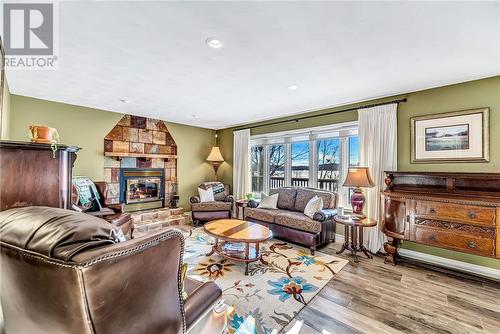 7791 Tilton Lake Road, Sudbury, ON - Indoor Photo Showing Living Room With Fireplace