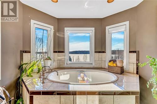 7791 Tilton Lake Road, Sudbury, ON - Indoor Photo Showing Bathroom