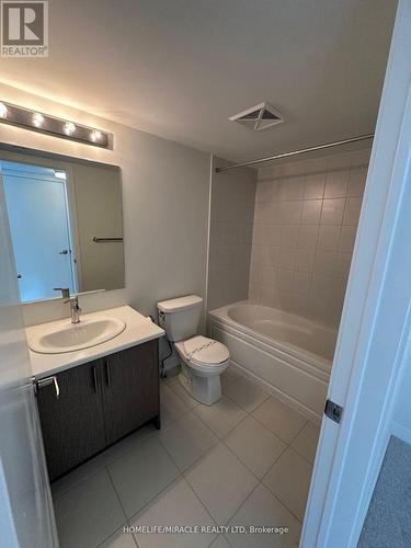 02 - 3415 Ridgeway Drive, Mississauga (Erin Mills), ON - Indoor Photo Showing Bathroom