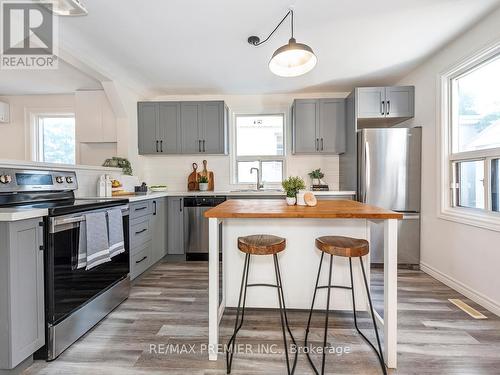 1098 Eastmount Avenue, Mississauga (Lakeview), ON - Indoor Photo Showing Kitchen