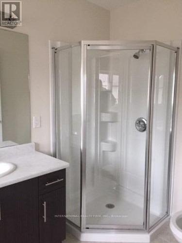 97 Bethune Avenue, Hamilton, ON - Indoor Photo Showing Bathroom