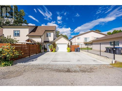 813 Birch Avenue, Kelowna, BC - Outdoor