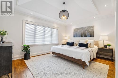 341 Broadway Avenue, Toronto, ON - Indoor Photo Showing Bedroom