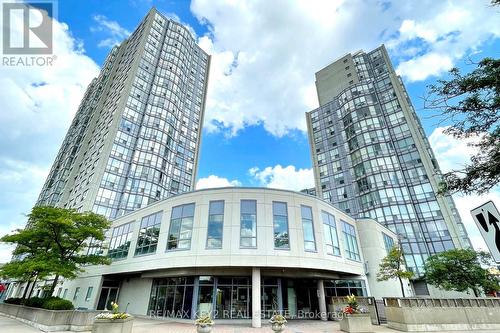 916 - 2550 Lawrence Avenue E, Toronto (Dorset Park), ON - Outdoor With Facade