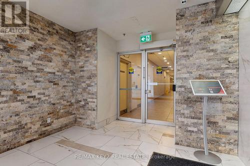 916 - 2550 Lawrence Avenue E, Toronto (Dorset Park), ON - 