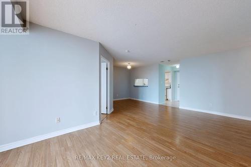 916 - 2550 Lawrence Avenue E, Toronto (Dorset Park), ON - Indoor Photo Showing Other Room