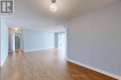 916 - 2550 Lawrence Avenue E, Toronto (Dorset Park), ON - Indoor Photo Showing Other Room