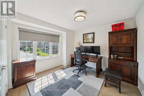 12 Deer Pass Road, East Gwillimbury, ON - Indoor Photo Showing Other Room