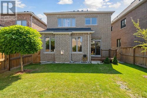 12 Deer Pass Road, East Gwillimbury (Sharon), ON - Outdoor