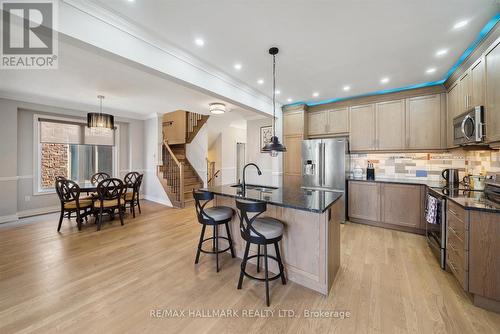 12 Deer Pass Road, East Gwillimbury, ON - Indoor Photo Showing Kitchen With Stainless Steel Kitchen With Upgraded Kitchen