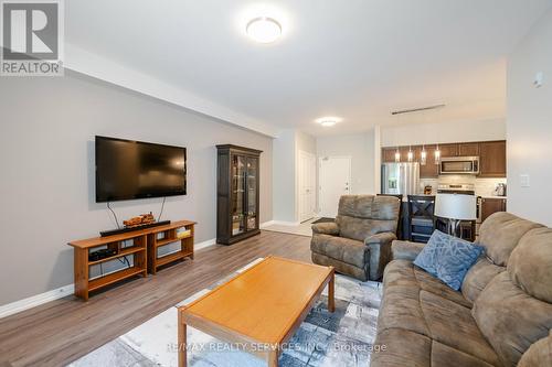 105 - 306 Essa Road, Barrie, ON - Indoor Photo Showing Living Room