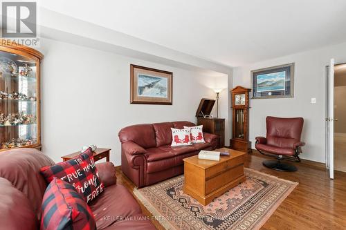 30 Oleander Crescent, Brampton (Heart Lake East), ON - Indoor Photo Showing Living Room