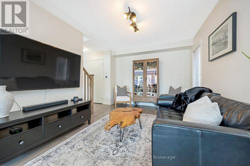 179 Lemieux Court E, Milton (Ford), ON - Indoor Photo Showing Living Room