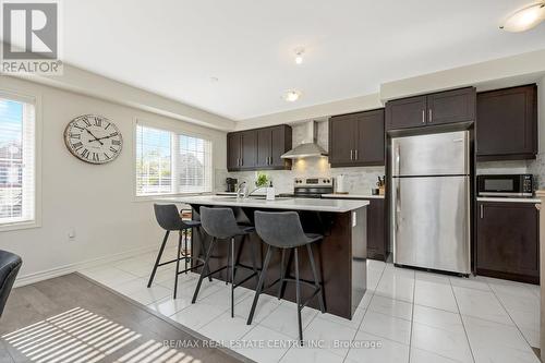 179 Lemieux Court E, Milton (Ford), ON - Indoor Photo Showing Kitchen With Stainless Steel Kitchen With Upgraded Kitchen