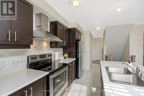 179 Lemieux Court E, Milton (Ford), ON - Indoor Photo Showing Kitchen With Stainless Steel Kitchen With Double Sink With Upgraded Kitchen