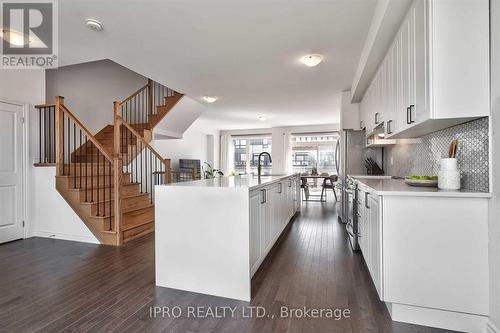 3 - 2481 Badger Crescent, Oakville (Glen Abbey), ON - Indoor Photo Showing Kitchen