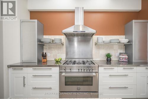 402 Patricia Drive, Burlington (Bayview), ON - Indoor Photo Showing Kitchen