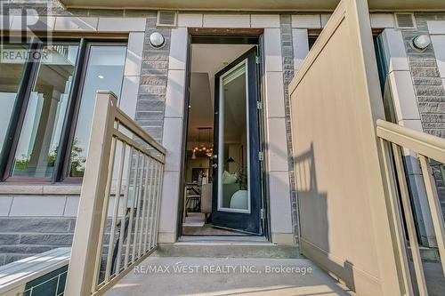 21 - 115 Long Branch Avenue, Toronto, ON - Outdoor