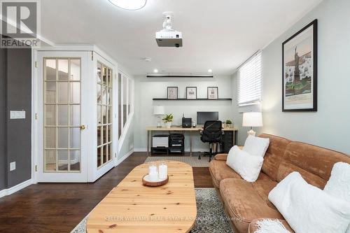 68 Aloma Crescent, Brampton (Avondale), ON - Indoor Photo Showing Living Room