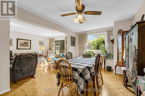 4218 Sunflower Drive, Mississauga (Erin Mills), ON - Indoor Photo Showing Dining Room