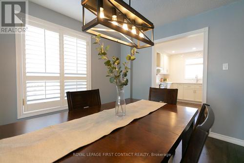 33 Logan Court, Barrie, ON - Indoor Photo Showing Dining Room