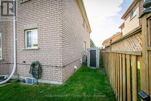 33 Logan Court, Barrie (Holly), ON - Outdoor With Exterior