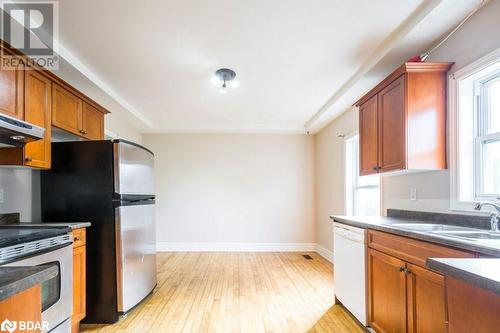 137 Foster Avenue, Belleville, ON - Indoor Photo Showing Kitchen With Double Sink