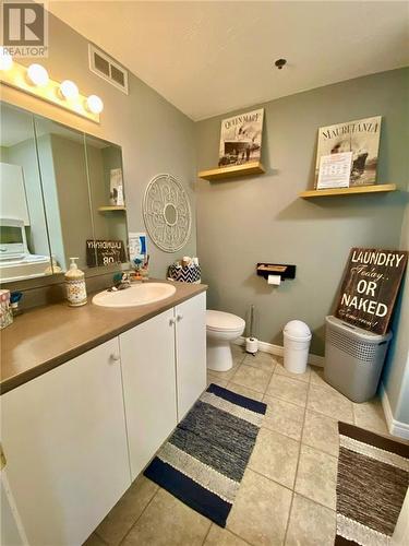 121 Caissie, Shediac, NB - Indoor Photo Showing Bathroom