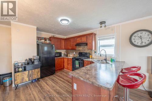 6 Hillview Drive, Port Hope, ON - Indoor Photo Showing Kitchen With Double Sink