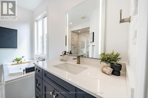 17 Logan Lane, Kawartha Lakes (Lindsay), ON - Indoor Photo Showing Bathroom