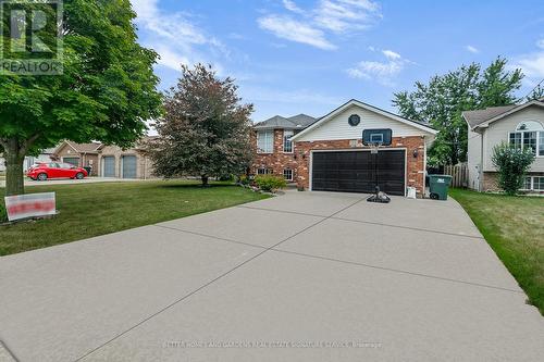 25 Bratt Drive, Amherstburg, ON - Outdoor