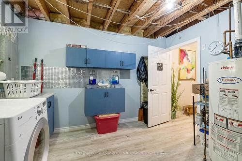 25 Bratt Drive, Amherstburg, ON - Indoor Photo Showing Laundry Room