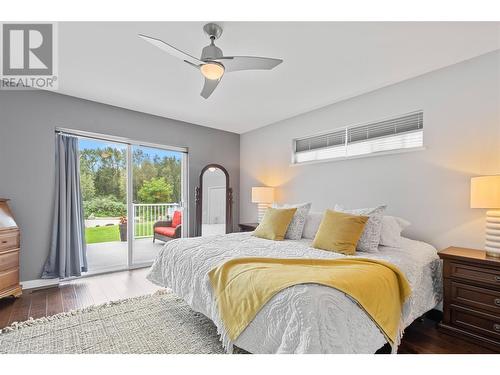 421 Hillier Road, Sicamous, BC - Indoor Photo Showing Bedroom