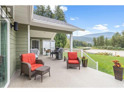 421 Hillier Road, Sicamous, BC - Outdoor With Exterior