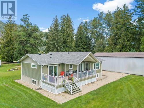 421 Hillier Road, Sicamous, BC - Outdoor With Deck Patio Veranda