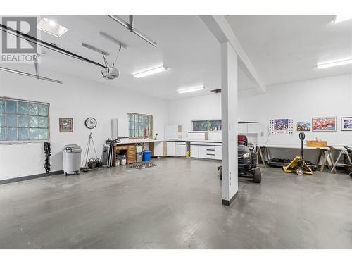 421 Hillier Road, Sicamous, BC - Indoor Photo Showing Garage