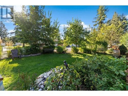 2881 5 Avenue Se, Salmon Arm, BC - Outdoor