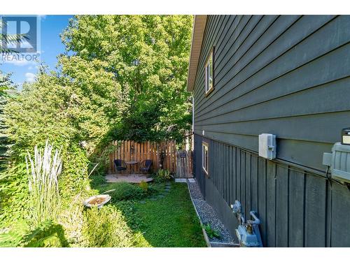 2881 5 Avenue Se, Salmon Arm, BC - Outdoor