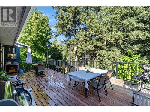 2881 5 Avenue Se, Salmon Arm, BC - Outdoor With Deck Patio Veranda With Exterior